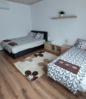 Balatonfoldvar House | Anno Apartman