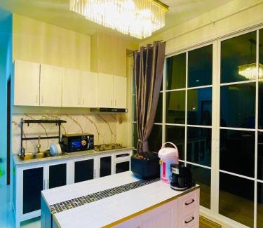 Lumphli Villa | Anny poolvilla 5 bedroom ATV free