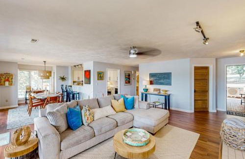 North Shore Apartment | Another Tequila Sunrise