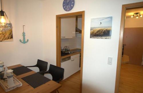 Lembruch House | Anteros Dümmerblick Ferienwohnung mit traumhaften Seeblick