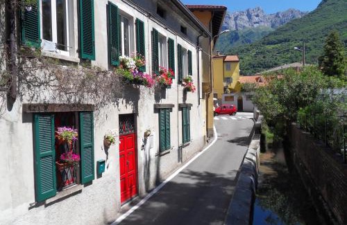 Mandello del Lario Apartment | Antica Officina