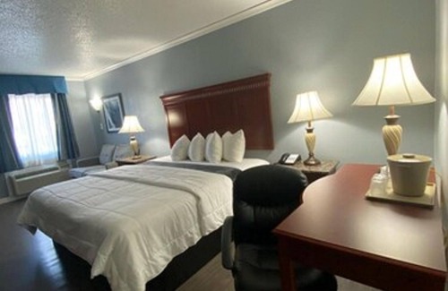 Antioch Hotel | Antioch Quarters Inn and Suites