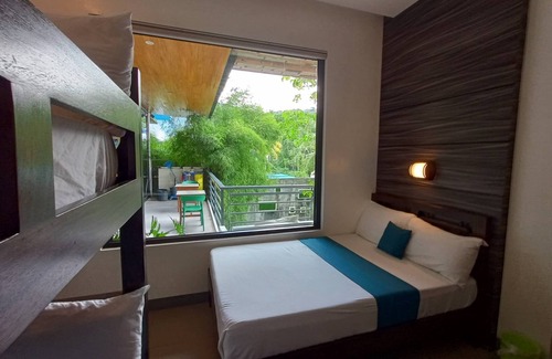 Pansol House | Anton's Loft Designer Resort Pansol
