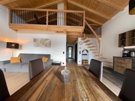 Schenna Apartment | Antonya Apartments