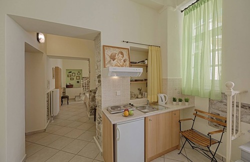 Ermoupoli House | Antouanetta Apartments