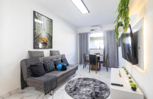 Sao Vicente Apartment | Apê Novo 5 min do Centro, Shopping e Praia com Garagem e Ar condicionado