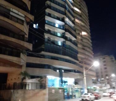 Itapua Apartment | Ap funcional pé na areia da Praia da Costa Itapuã