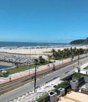 Caioba Apartment | Ap Matinhos - Pé na areia e Vista para o Mar - Praia Brava - Caiobá
