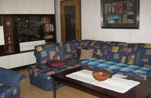 Neustadt-Hambach Apartment | Apartment Bartlog