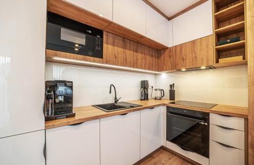 Boleslawiec Apartment | Apartament Labradoryt, klimatyzacja, parking priv