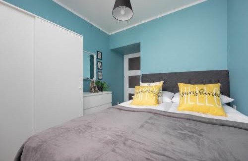 Srodmiescie Apartment | Apartament na Alejach Jerozolimskich przy Pałacu Kultury i Nauki by Noclegi Renters