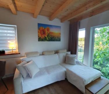 Piecki Apartment | Apartament orzechowy superior