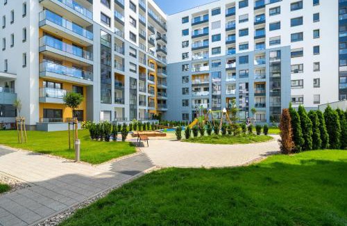 Grunwald Apartment | Apartament w Zielonej Okolicy Poznania z Parkingiem by Noclegi Renters