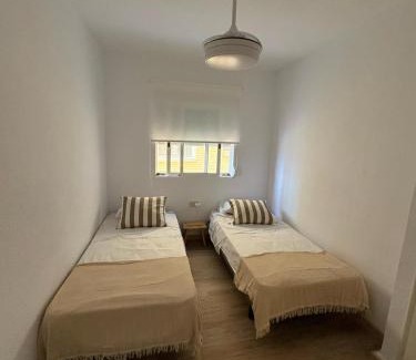 Grau i Platja Apartment | APARTAMENTO 1ª LÍNEA EN PLAYA DE GANDÍA