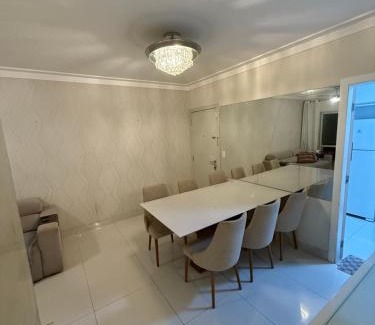 Jardim Belmar Apartment | Apartamento aconchegante em Guarujá com 3 quartos