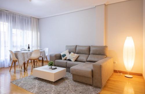 Albelda de Iregua Apartment | Apartamento Albelda Centro
