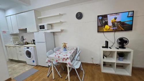 Alto do Pina Apartment | Apartamento Cave -1 Estúdio inteiro no Areeiro em Lisboa