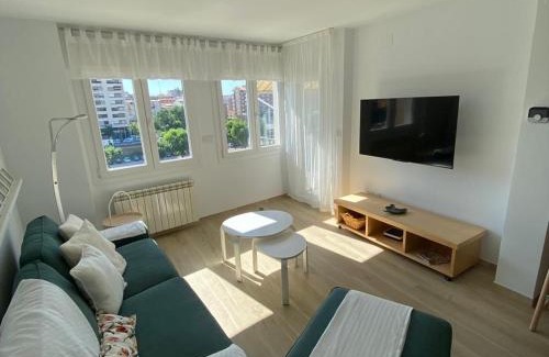 Balaguer Apartment | Apartamento completamente reformado en el casco antiguo con vistas al rio
