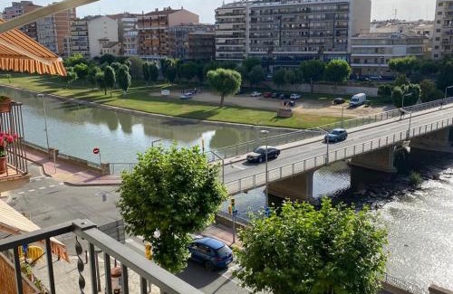 Balaguer Apartment | Apartamento completamente reformado en el casco antiguo con vistas al rio