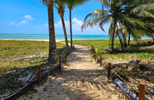 Itacimirim Apartment | Apartamento em Itacimirim pé na areia