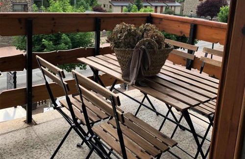 Llivia Apartment | Apartamento en Llivia con piscina