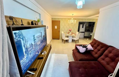Pina Apartment | '"Apartamento EXCLUSIVO - Novo com 2 Quartos Climatizados, Suíte, Varanda - Vaga na garagem, TV de 70' Localização Premium ao Lado do Shopping Rio Mar - Inclui Enxoval Completo e Mimos!'"