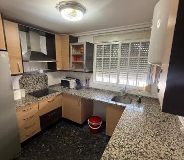 Este-Alcosa-Torreblanca Apartment | Apartamento Familiar