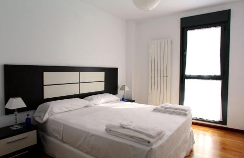 Ciruena Apartment | Apartamento Golf Rioja Alta