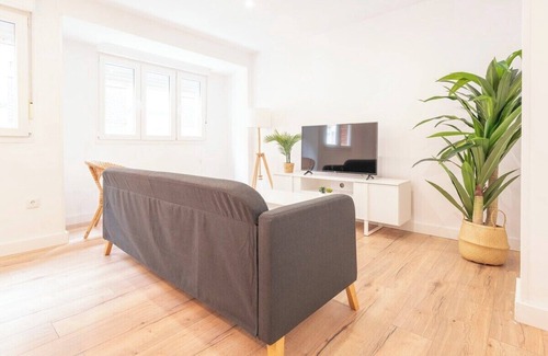 Distrito Llano Apartment | Apartamento Larra Gijón