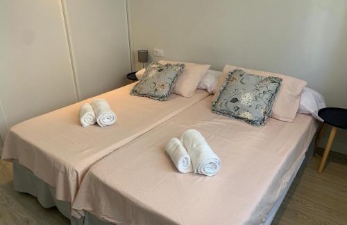 Camino de Ronda Apartment | Apartamento nuevo, 3 dormitorios con terraza