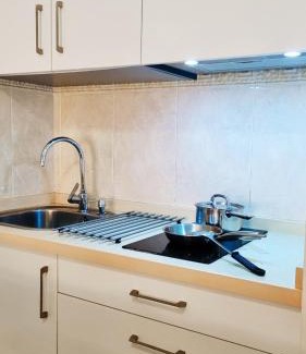 Mazagon Apartment | Apartamento rojo con vistas al mar