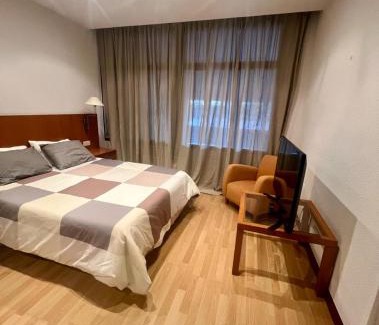 Hispanoamerica Apartment | Apartamentos EconoStay Bernabeu