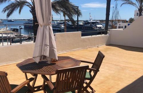 La Savina Apartment | Apartamentos Mar i Vent Puerto de La Savina Formentera
