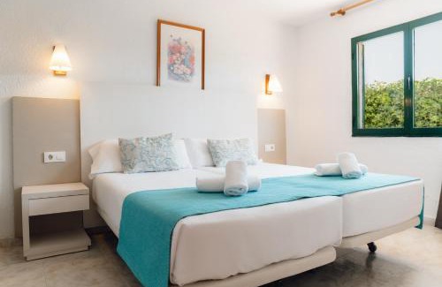 Cala en Forcat Hotel | Apartamentos Moon Dreams Los Lentiscos