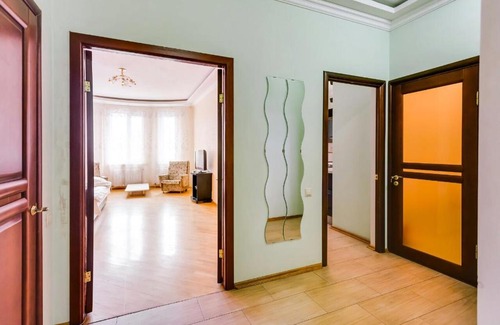 Leninskiy rayon Apartment | Апартаменты на Максима Горького