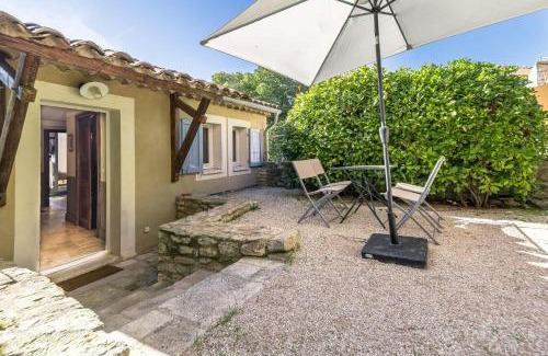 Bonnieux Apartment | Apartement with pool for rent in Bonnieux L'Adjudant