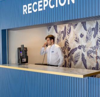 Benidorm Apartment | Aparthotel BCL Levante Beach