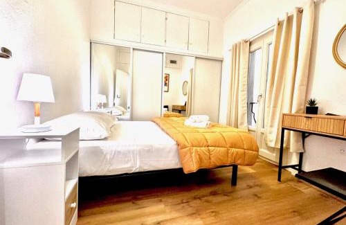 Old Town Apartment | ApartHotel Riviera - Maison de la Poissonnerie - Vieille Ville - Grand Appartement 3 piece AC - 5min de la Promenade des Anglais