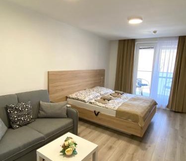 Podhajska Apartment | Apartmán Flower