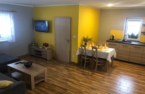 Dolni Lomna Apartment | Apartmán Lomňanka