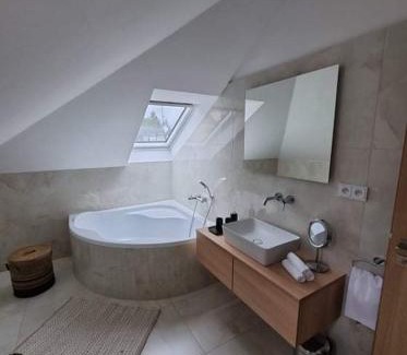 Luhacovice Apartment | Apartmán Na Břehu