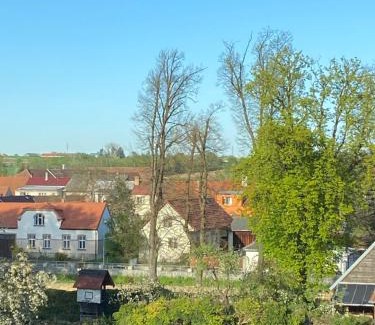 Sobeslav Apartment | Apartmán na náměstí