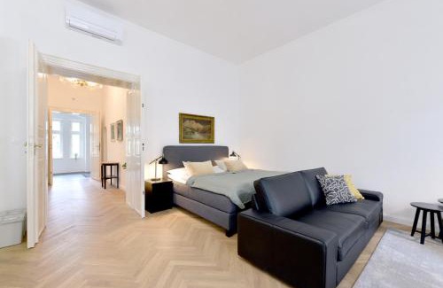 Trencin Apartment | Apartmán s balkónom