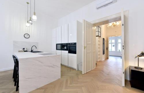 Trencin Apartment | Apartmán s balkónom