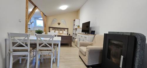 Kostelany Apartment | Apartmán U lesa - Relax v Chřibech - Kroměříž - Kostelany