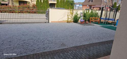 Velky Meder House | Apartmánový dom Flóra