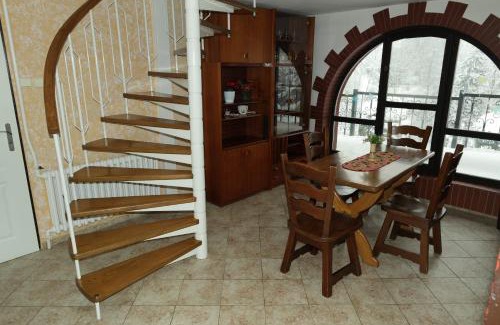 Roprachtice Apartment | Apartmány Šedek