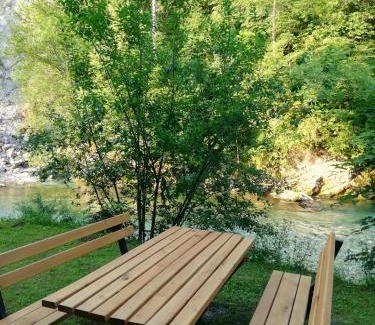 Poljubinj Apartment | Apartma Humar