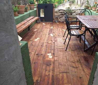 Kozljak Apartment | Apartma Under The Drunk Railroad
