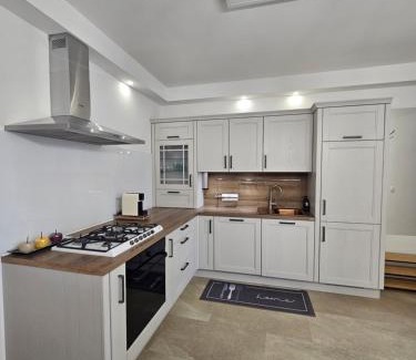 Ajdovscina Apartment | Apartma VINT